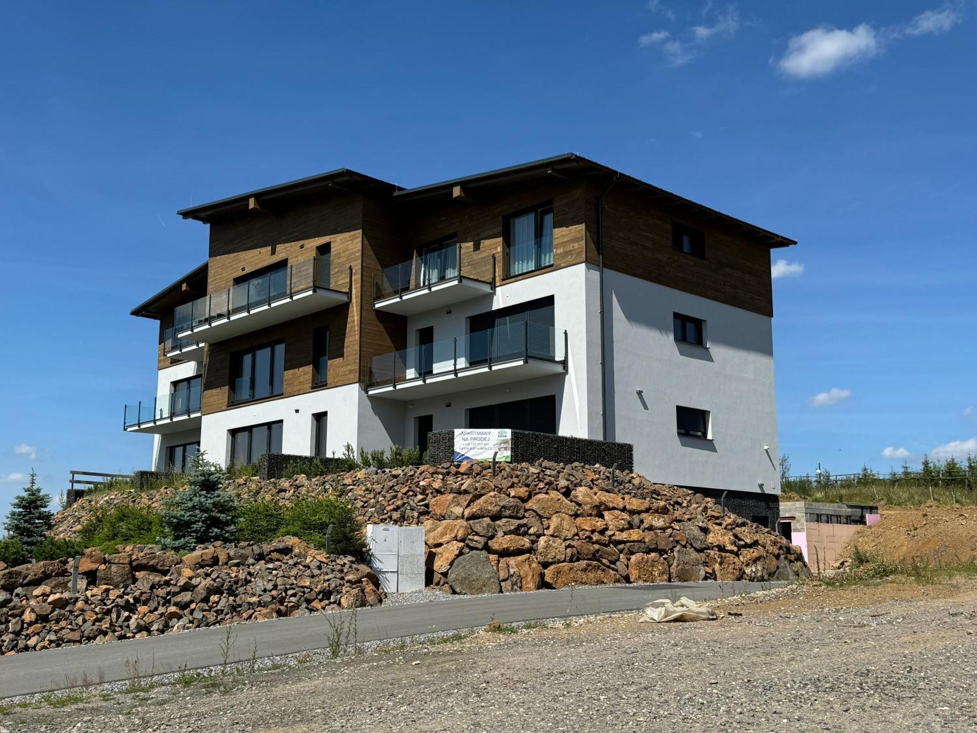 Apartmany Horizont Loučná pod Klínovcem Eksteriør billede